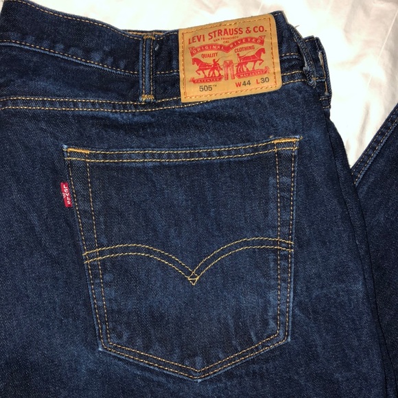 Levi’s 505 - Picture 2 of 5